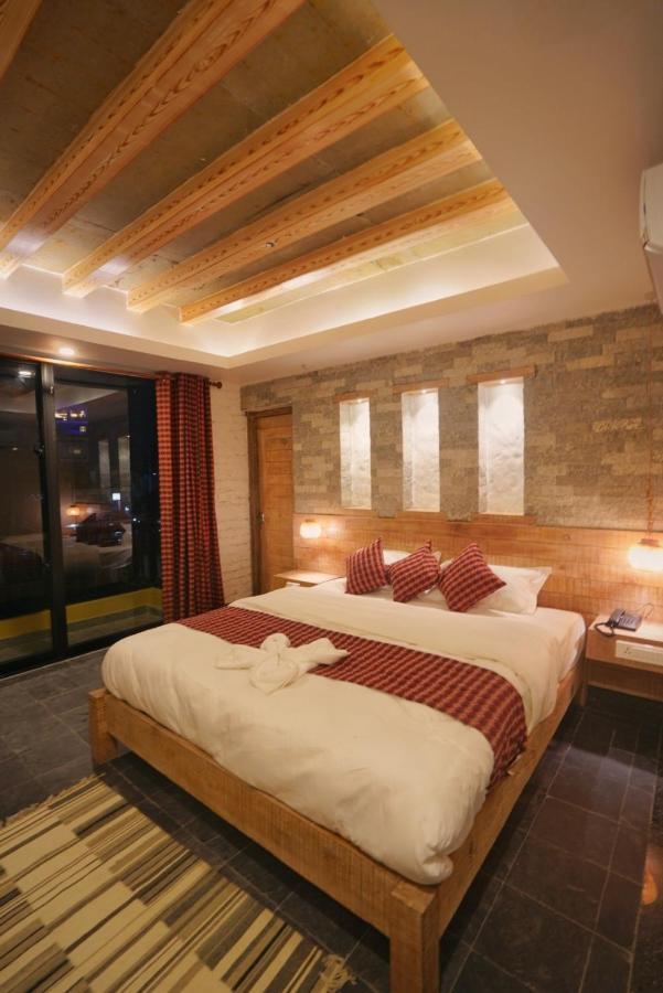 Hotel Mera Peak Private Limited Pokhara Exterior foto